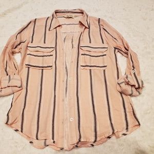 Lightweight button up